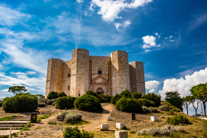 Puglia Segreta: Itinerari Insoliti per Esploratori Curiosi